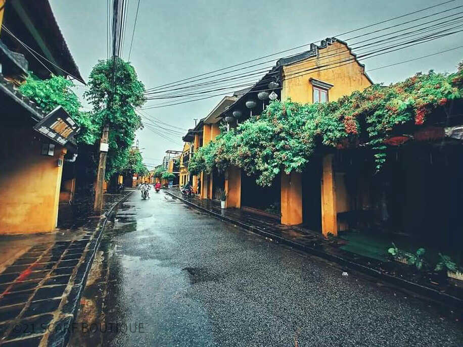 hội an trong mưa