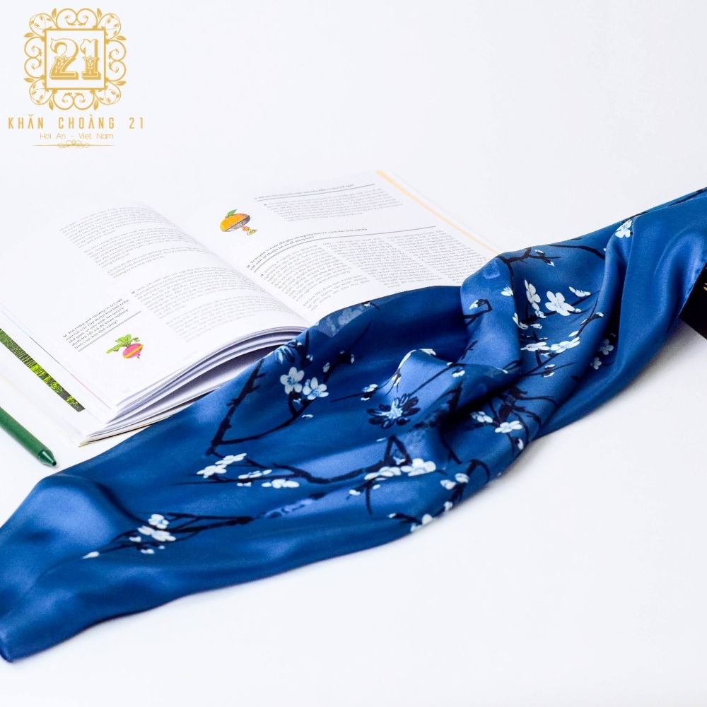 khăn lụa việt nam