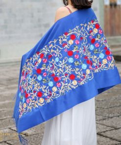 khăn choàng thêu
