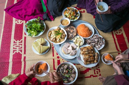 mâm cơm ngày tết
